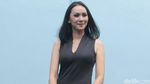 Cerita Soal Kekasih, Kalina Berseri-seri