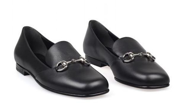 Editor's Choice: 5 Sepatu Stylish yang Pantas Dipadukan dengan Legging