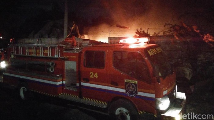 Kebakaran di Pabrik Biji Plastik Sudah Padam