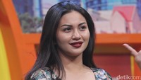 Ia tampak lebih chubby ya di foto ini. Foto: Ismail/detikHOT
