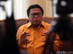 Saat Jokowi Dibuat Terpingkal oleh OSO