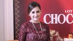 Mona Ratuliu, Cantiknya Awet Ya?