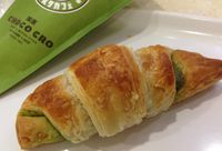 <i>St. Marc Cafe</i>: Bersantai Menikmati <i>Banana Walnut Chococro</i> dan Parfait Segar