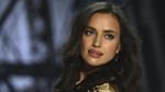 10 Photo Irina Shayk yang Bikin Hati Meleleh