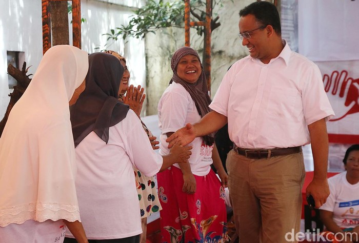 Janji Realistis Anies Baswedan: Tarif Transportasi Seharga Rp 5.000