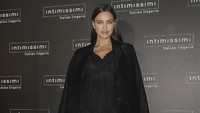 Irina Shayk dan Bradley Cooper sudah berpacaran sejak 2015. Foto: Getty Images