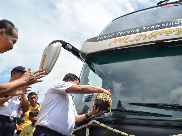 Mewahnya Bus Tingkat Antar Kota Wonogiri-Solo-Jakarta