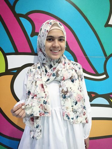 Foto: Gaya OOTD Praktis Nycta Gina Setelah Berhijab