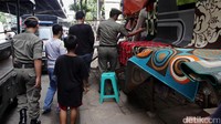 Penertiban ini untuk memberikan kenyaman para penjalan kaki.
