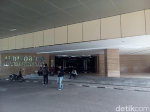 Polisi Mulai Sterilisasi Gedung Kementan Malam Ini