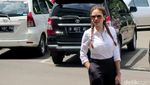 Gaya Rambut Kepang Nikita Mirzani, Yay or Nay?