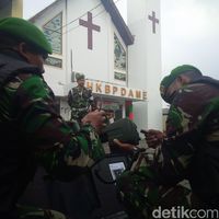 Jelang Natal, TNI Turunkan Tim Jihandak dan Cek Keamanan Gereja di Medan
