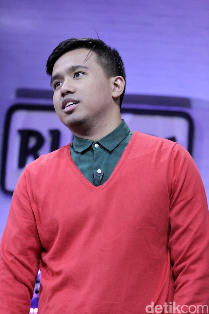 Joshua Suherman Joshua Suherman saat mengisi acara 'Rumpi : No Secret'.