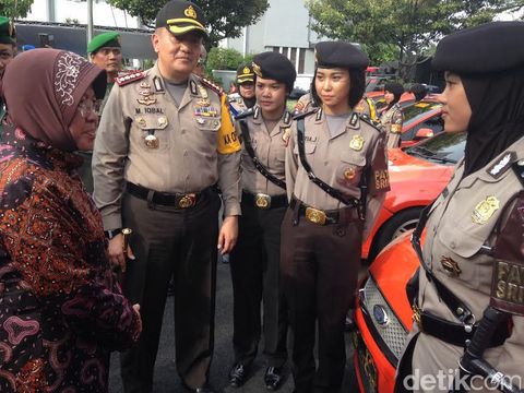 Wali Kota Risma pimpin apel di Balai Kota