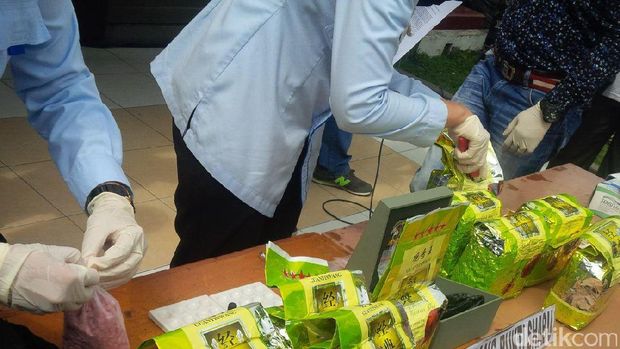 Barang bukti narkoba