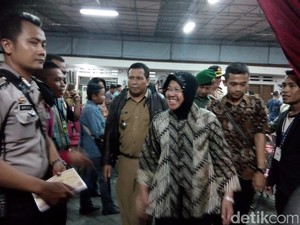 Wali Kota Risma Pastikan Misa Natal di Surabaya Aman