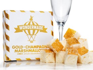 Nyam! Nikmatnya Champagne dan Emas Bubuk Dalam Kunyahan Marshmallow