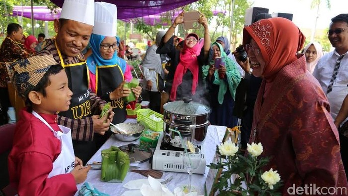 Risma Ingatkan PNS Pemkot Surabaya Jaga Keutuhan Keluarga