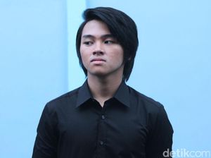 Disebut Jomblo, Aldi Maldini Sudah Putus dari Erika Carlina?