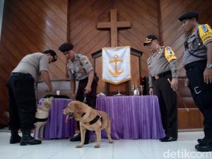 Polisi Imbau Jemaat Gereja Tak Bawa Tas Besar Saat Ibadah Natal