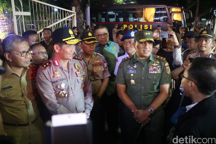 Forkopimda Sulsel Pantau Misa Natal di Sejumlah Gereja di Makassar