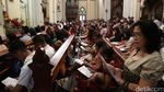 Suasana Natal di Gereja Katedral