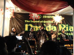 Racun Transparan, Lagu Terakhir KH Buchori untuk Nasida Ria