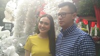 Shandy Aulia yang tampil mesra bersama sang suami, David Herbowo. Foto: Dyah Paramita Saraswati