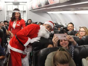Cara AirAsia Rayakan Natal di Udara