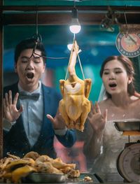 Ini Cara Unik Pasangan Foodies Membuat Foto <i/>Prewedding</i>