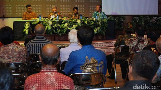 Natal di Banyuwangi Aman, Bupati Anas: Ini Modal Membangun Daerah