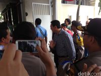 Ahok dan Keluarga Lakukan Ibadah Natal di GKY Pluit
