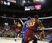 Tembakan Irving di Detik-Detik Akhir Menangkan Cavs atas Warriors