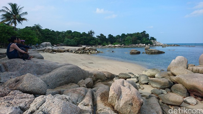 Pantai Trikora di Pulau Bintan