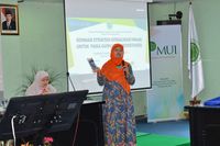 Seminar Strategi Sosialisasi Halal Diadakan untuk Para Guru di Jakarta