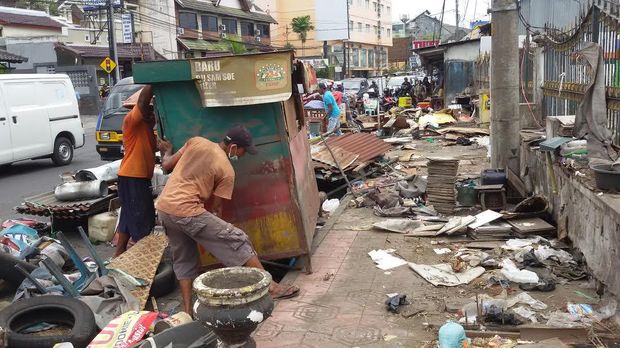 Total ada 193 kios yang akan ditertibkan.