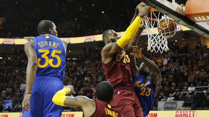 Tembakan Irving di Detik-Detik Akhir Menangkan Cavs atas Warriors