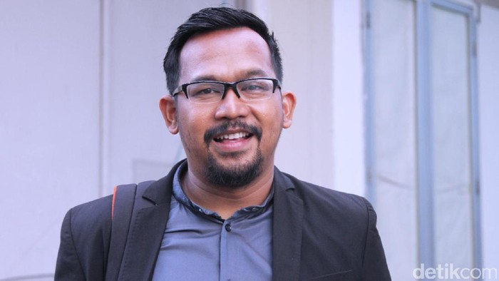 Bedu saat di Trans tv, Kapten Tendean, Jakarta Selatan.