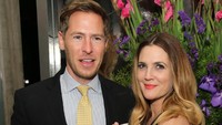 Drew Barrymore dan Will Kopelman resmi bercerai setelah tiga tahun menikah. Foto: Getty Images
