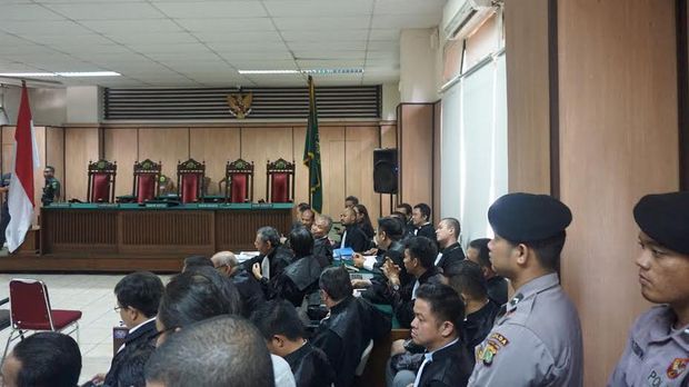 Tim kuasa hukum Ahok sudah memasuki ruang persidangan.