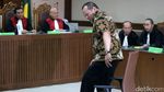 Sujud Syukur La Nyalla
