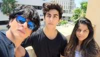 Meski sibuk, Shah Rukh Khan tetap menyempatkan diri untuk mengunjungi Aryan dan Suhana yang berada di London. (Dok. Twitter/Shah Rukh Khan)