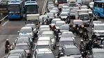 Massa Tumpah ke Jalan Gajah Mada, Lalin Macet