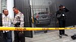 Sejumlah Warga Masih Memadati Lokasi Pembunuhan di Pulomas