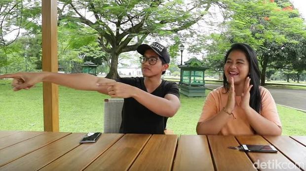 Begini Gaya Kocak Kaesang dan Kahiyang Jawab Pertanyaan Netizen