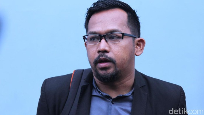Bedu saat di Trans tv, Kapten Tendean, Jakarta Selatan.