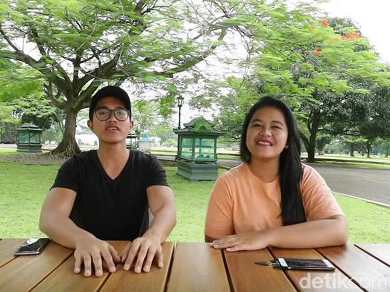 Begini Gaya Kocak Kaesang dan Kahiyang Jawab Pertanyaan 