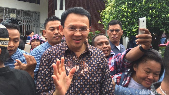 Ahok Minta Sumarsono Tak Rombak Susunan Kepala Dinas DKI