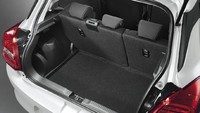 Salah satu fitur dalam paket keamanan ini adalah adaptive cruise control (ACC). Sistem ini akan mempertahankan jarak mobil dengan mobil di depan.Foto: Suzuki