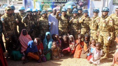 Melihat Perayaan Natal Pasukan Garuda di Darfur